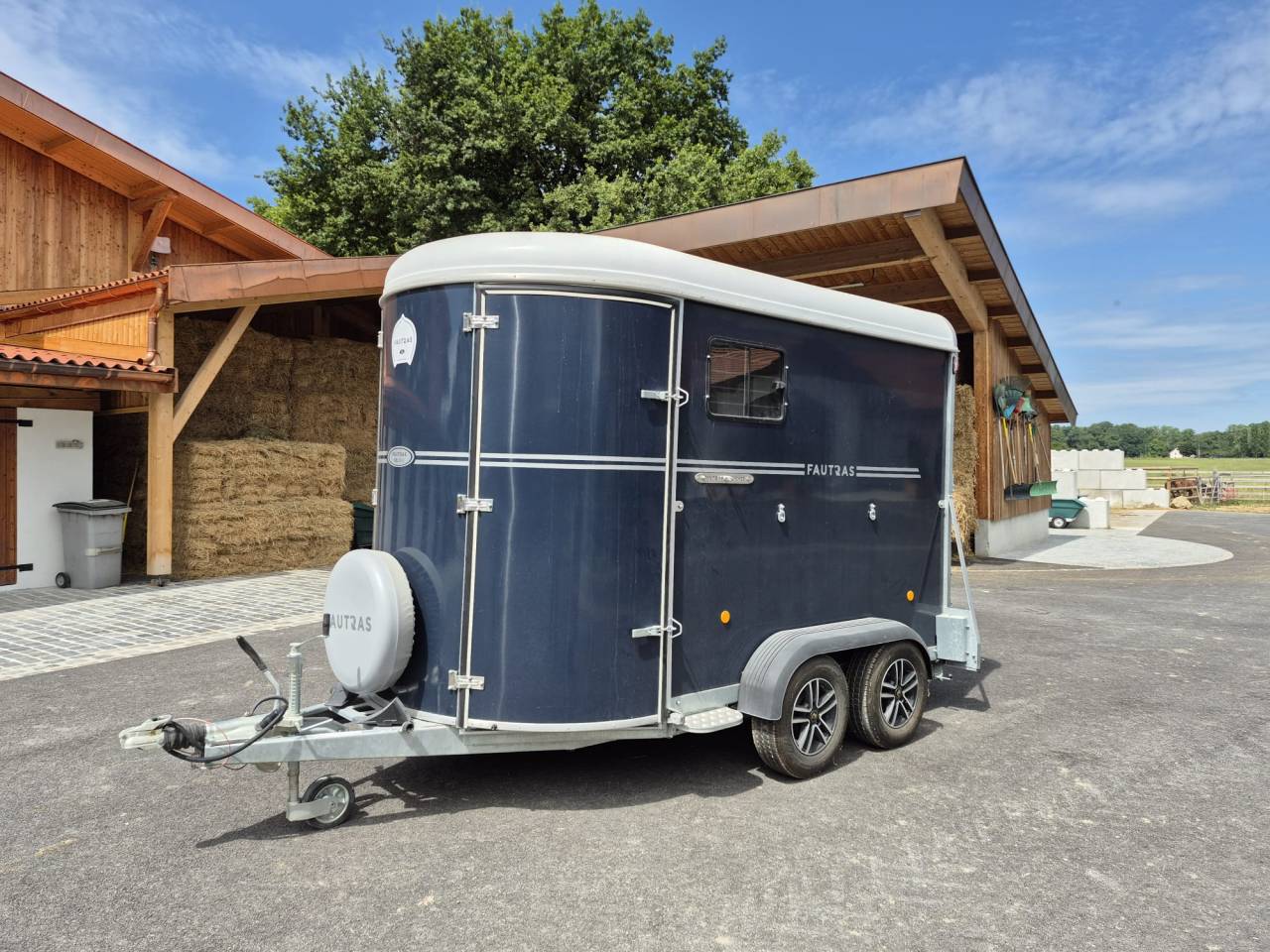 Van Fautras Oblic Trophé model haras stalle