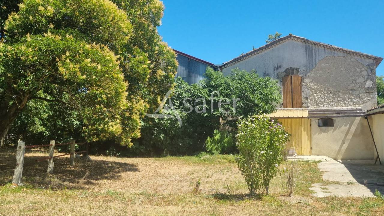 Proche Condom centre - Propriété de 18 ha