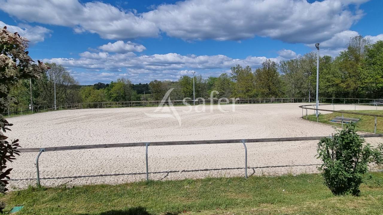 G&icirc;te &eacute;questre id&eacute;al accueil groupes et g&icirc;tes ruraux
