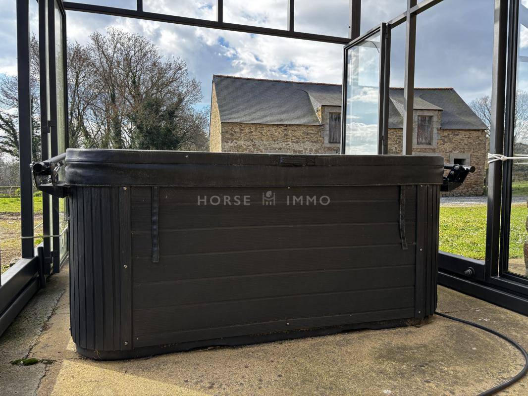 Propri&eacute;t&eacute; coup de coeur, 3 maisons avec D&eacute;pendance &Eacute;questre