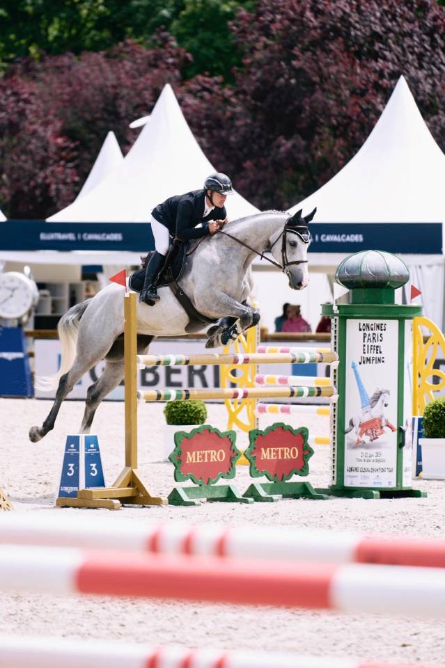 Jument 7 ans, classée 135, très amateur, inarretable 