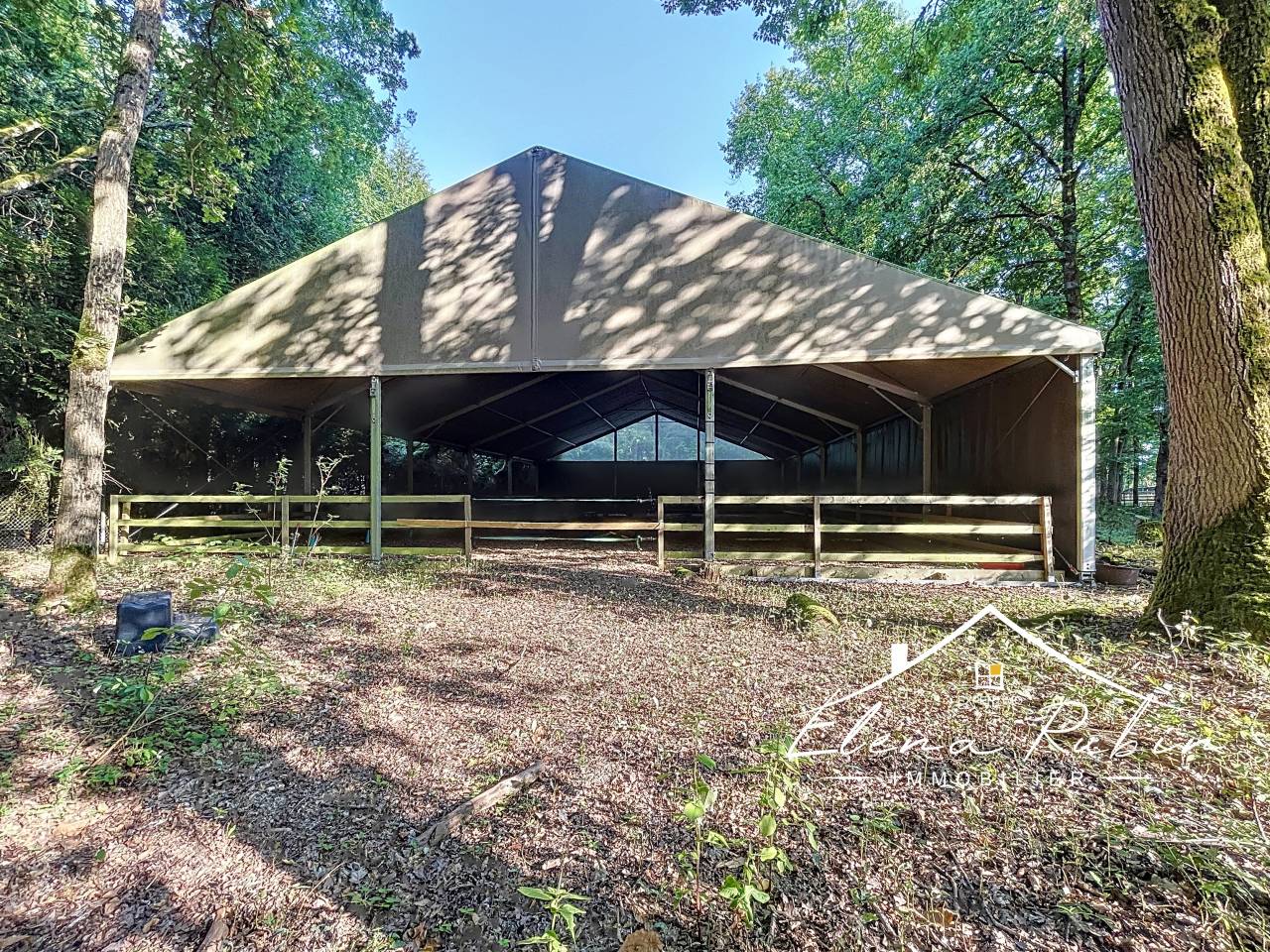 Propriété d’exception avec installation d'equestre