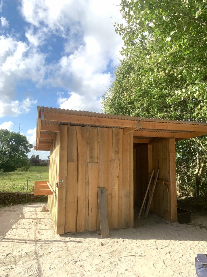 Pension pré, box et paddock 