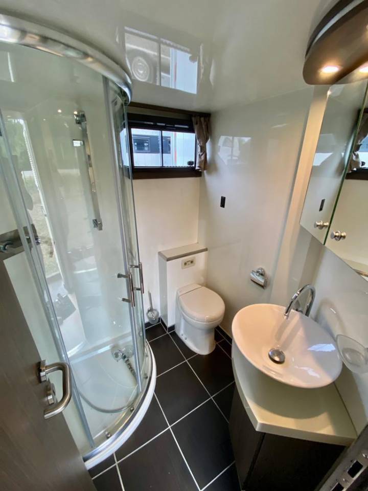 IVECO EUROCARGO 160E28 STX POP OUT