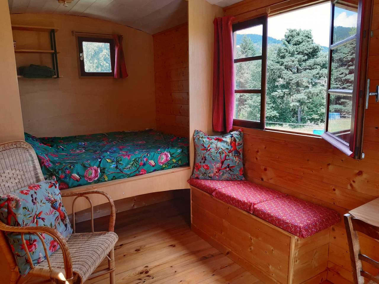 Etape cavalière en Ardèche verte 