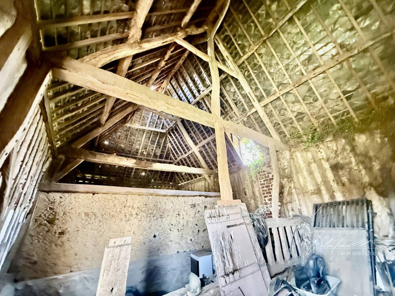 BÂTIMENT AGRICOLE À RÉNOVER