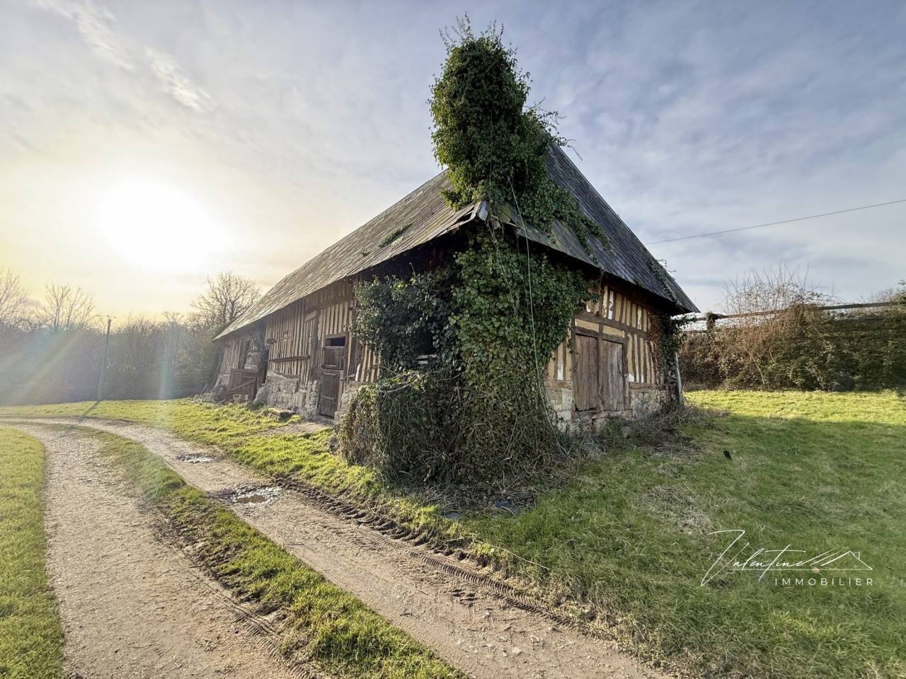 BÂTIMENT AGRICOLE À RÉNOVER