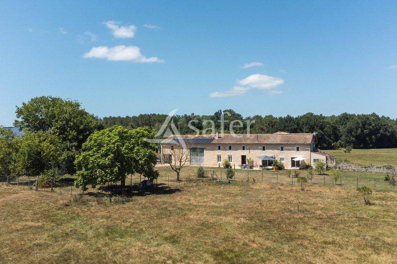 Propriété CHEVAUX de LOISIRS sur 6 hectares