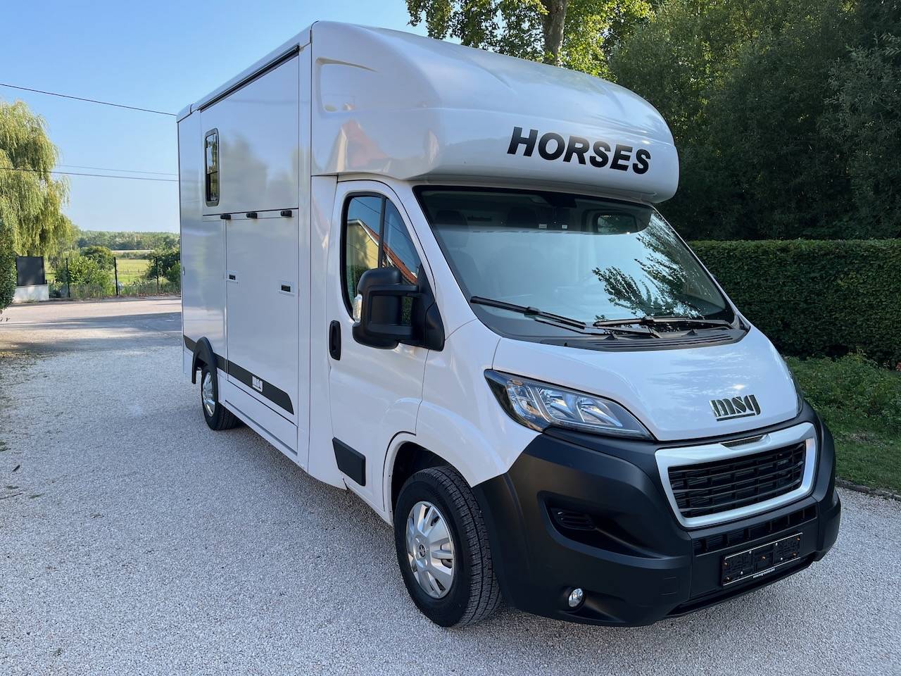 PEUGEOT BOXER BLUEHDI 165 MSG STALLION LIGHT