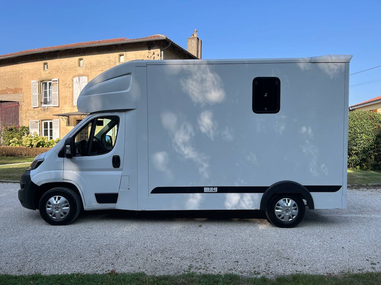 PEUGEOT BOXER BLUEHDI 165 MSG STALLION LIGHT