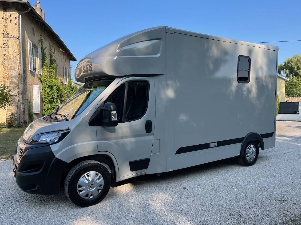 PEUGEOT BOXER BLUEHDI 165 MSG STALLION LIGHT