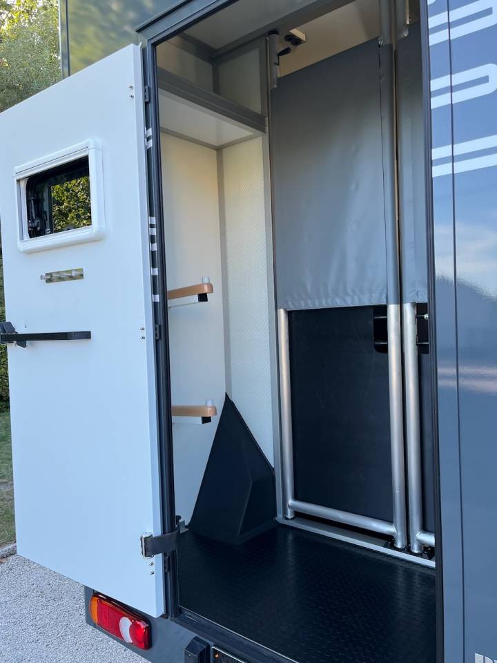 PEUGEOT BOXER BLUEHDI 165 MSG STALLION LIGHT