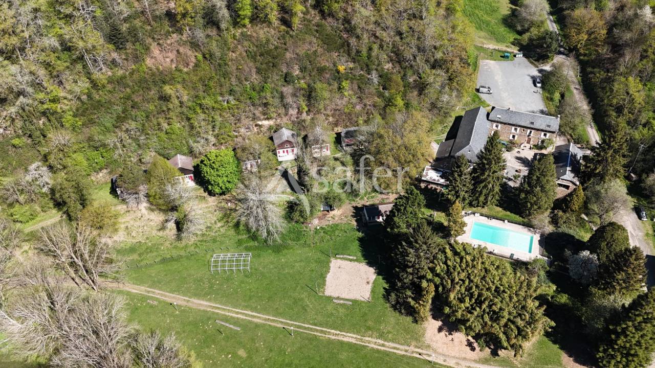 Propri&eacute;t&eacute; id&eacute;al accueil groupes, &eacute;v&eacute;nementiel, g&icirc;tes, cham