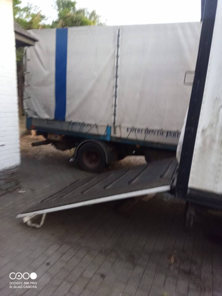 DAF 400 de 1990 pour le transport des chevaux : 3.000 €