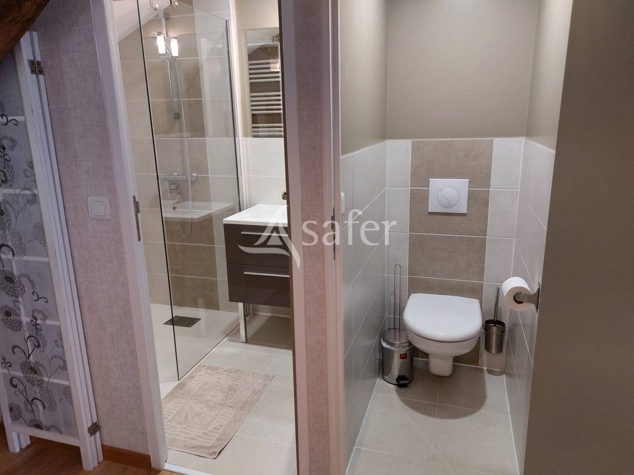 Très belle propriété en pierre avec maison, gîte et chambres