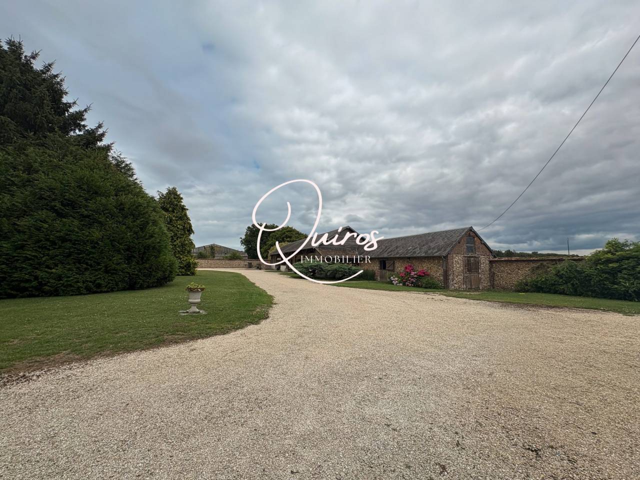 Propriété fonctionelle - 6 hectares - Evreux