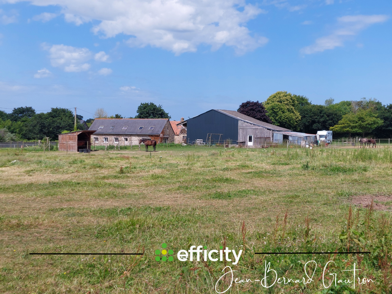 PROPRIÉTÉ ÉQUESTRE - 1,7 HECTARES - LONGÈRE- 5 CHAMBRES
