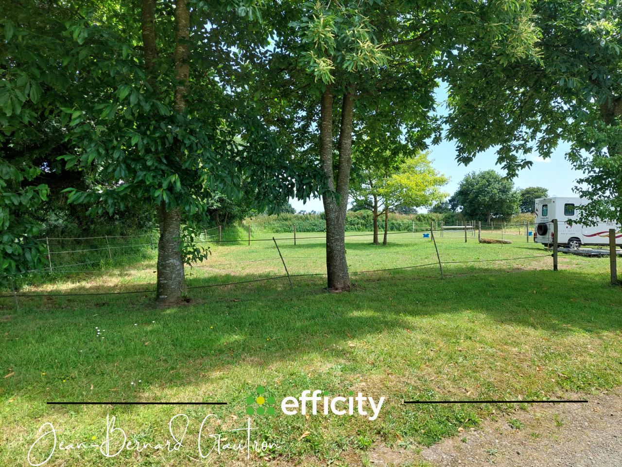 PROPRIÉTÉ ÉQUESTRE - 1,7 HECTARES - LONGÈRE- 5 CHAMBRES