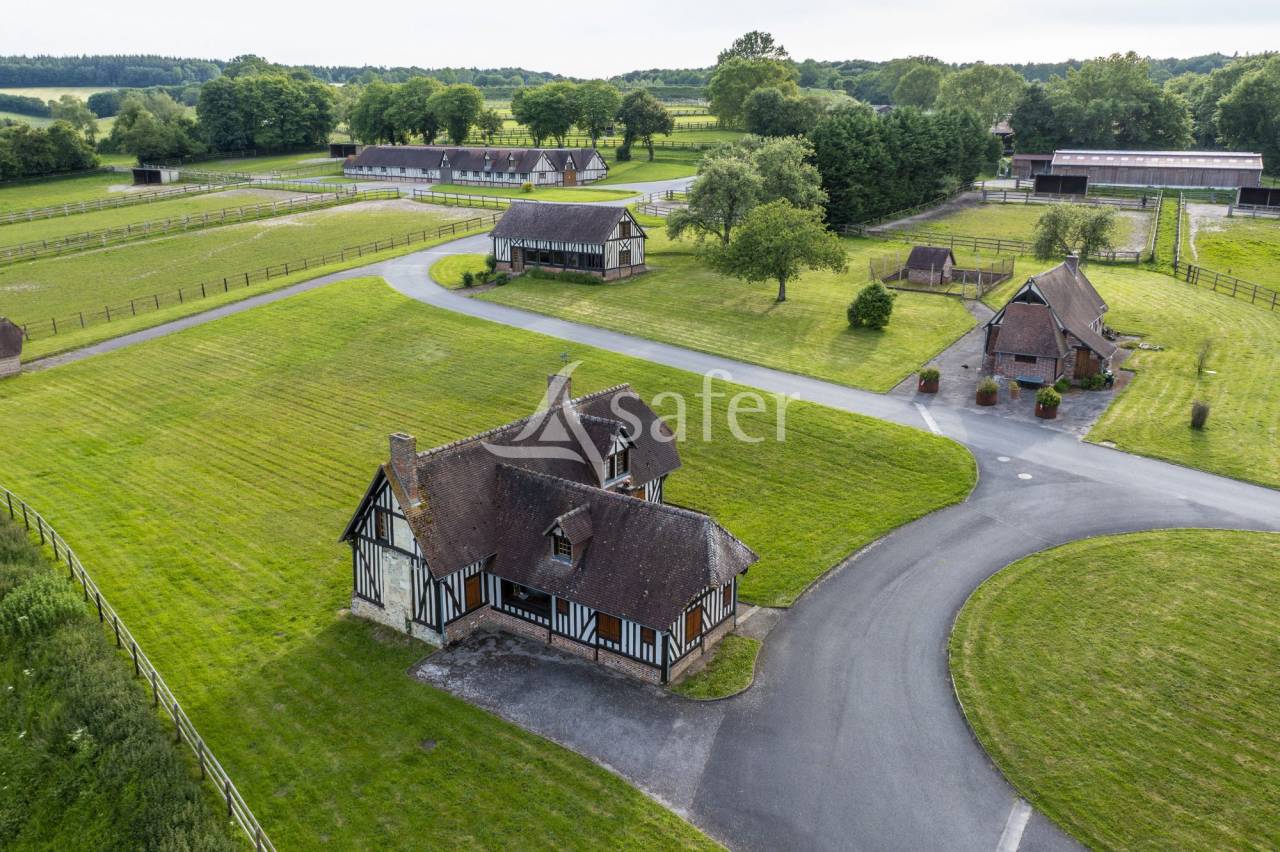 Haras d'&eacute;levage - Centre d'entrainement