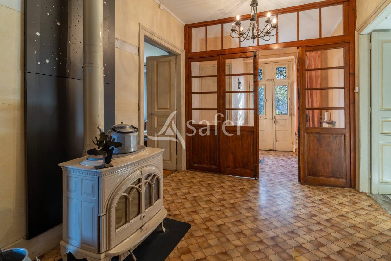 Domaine d'exception : 2 maisons d'habitations avec d&eacute;pendances