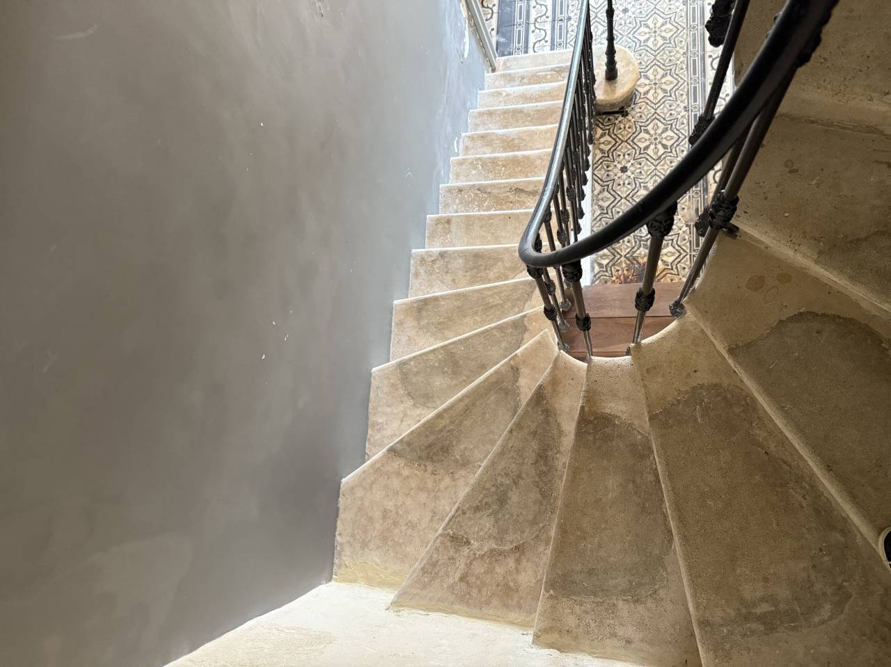 À 15 min de Libourne, sur 10 hect, propriété équestre