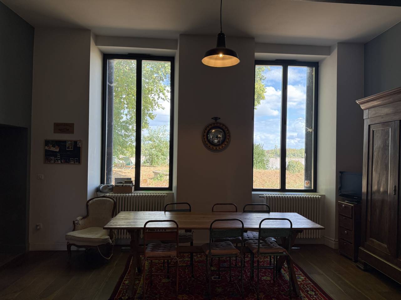 À 15 min de Libourne, sur 10 hect, propriété équestre