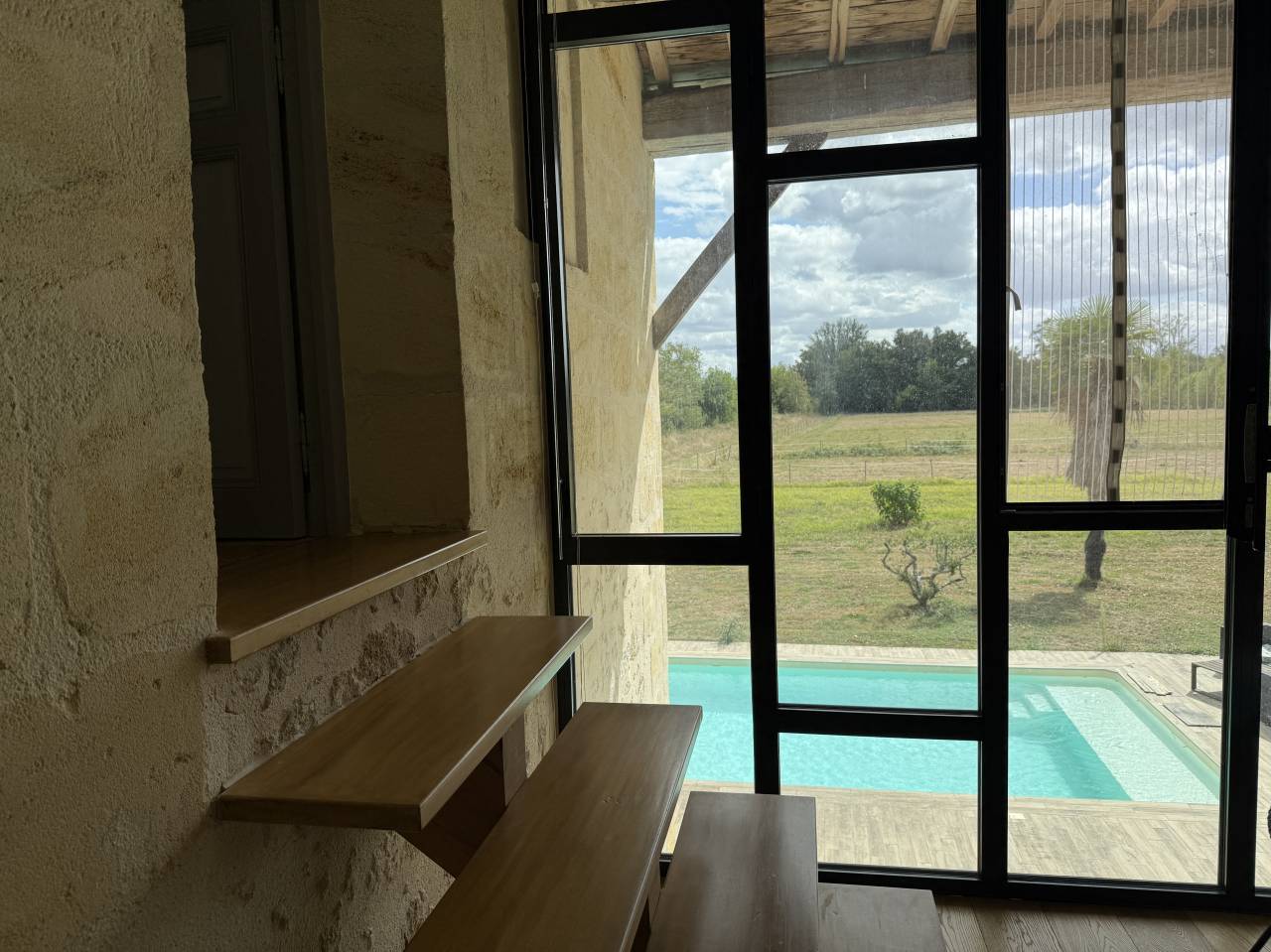 À 15 min de Libourne, sur 10 hect, propriété équestre