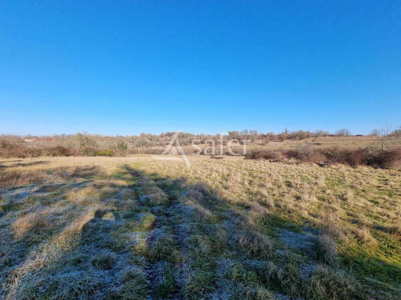 Ferme lotoise 14 ha au calme et proche A20.