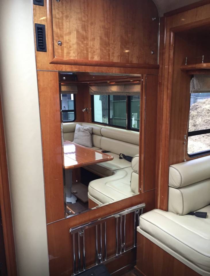 Camion VL Chevaux Oakley Scania 340 2006 Occasion