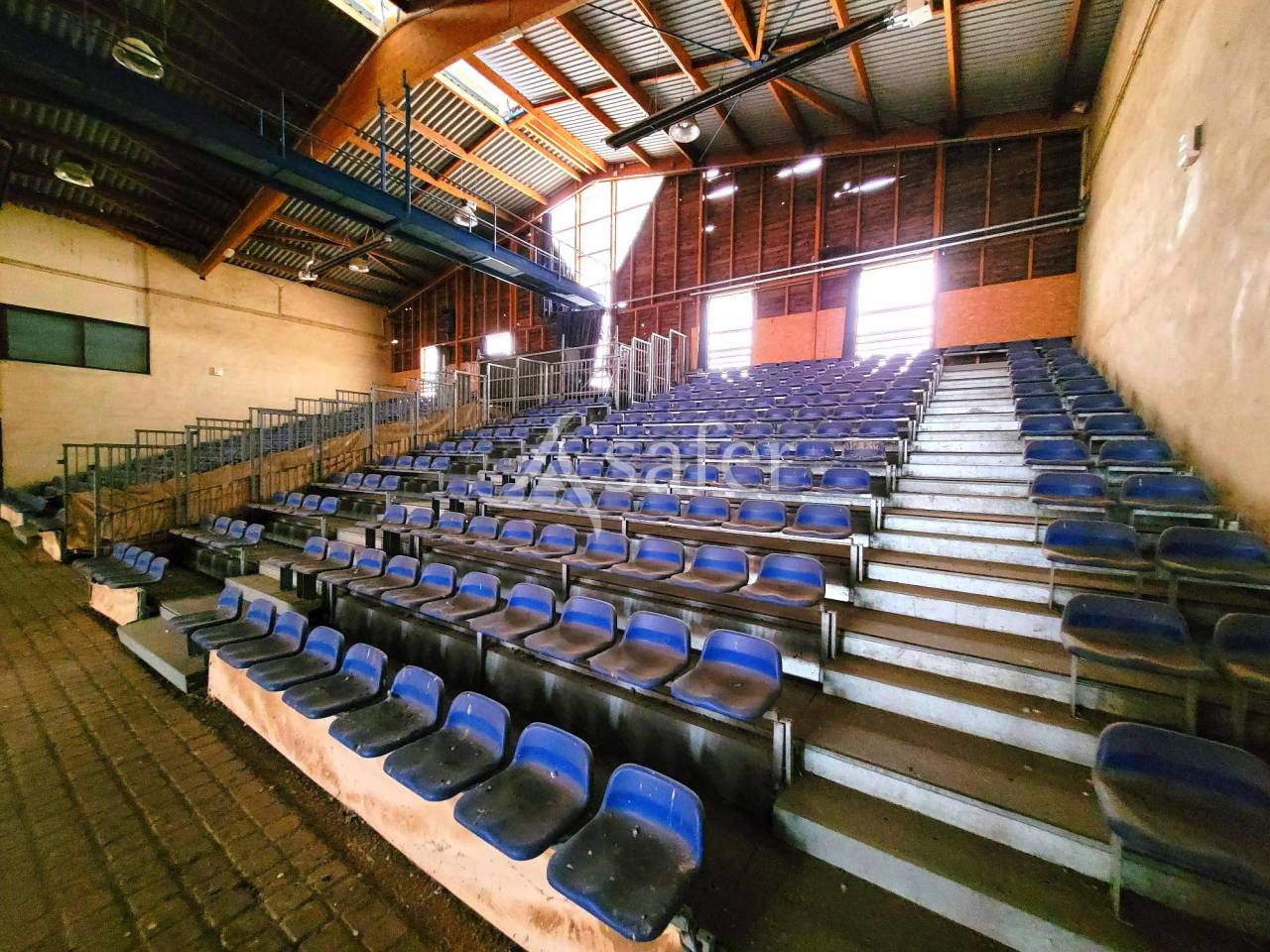 Entre Cahors et Montauban, grand et rare complexe équestre sur