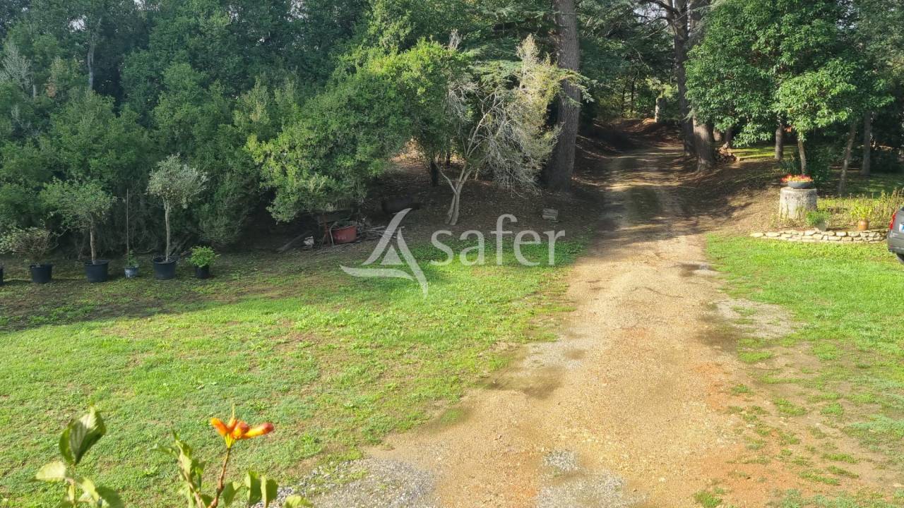 Proche Castéra-Verduzan - Propriété de charme de 4ha