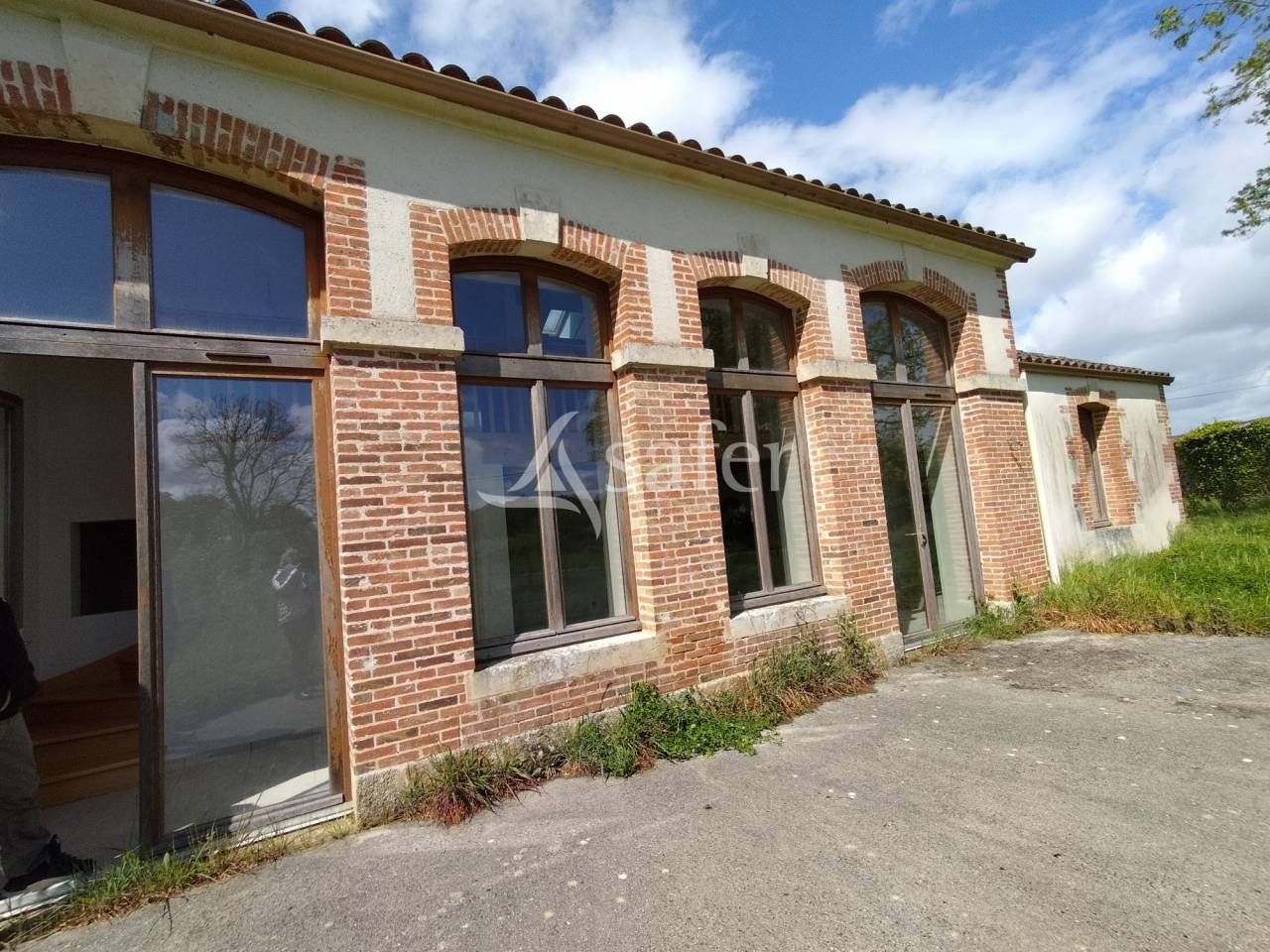 Château du XIXème siècle en Vendée avec 56.5 hectares, dépe