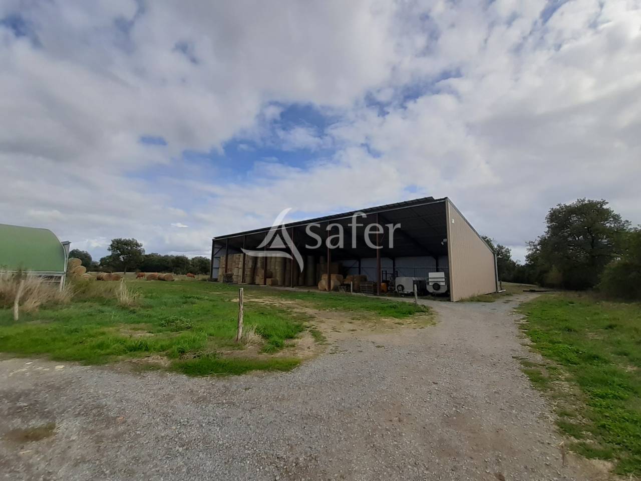 Exploitation Elevage sur 102 ha