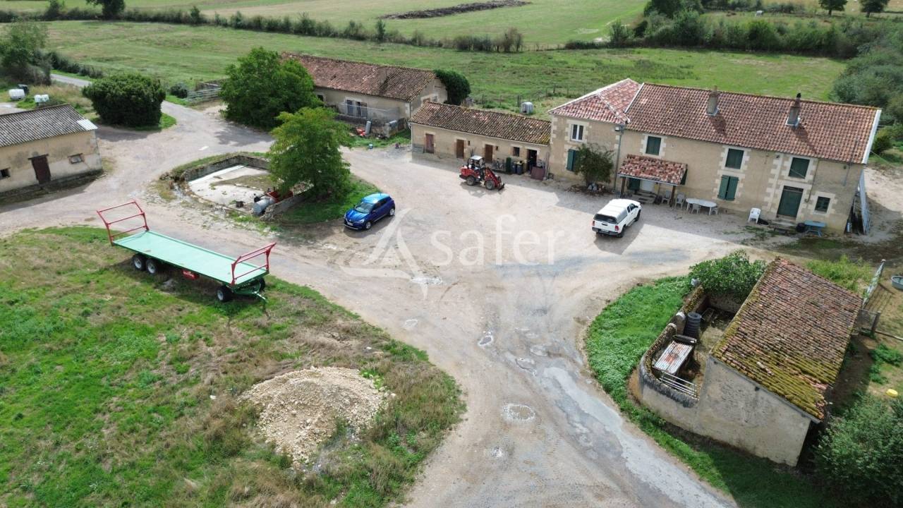 Exploitation Elevage sur 102 ha