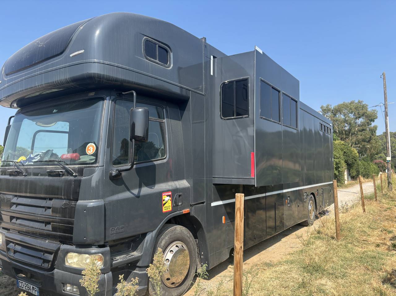 Camion DAF 8 places chevaux + home car