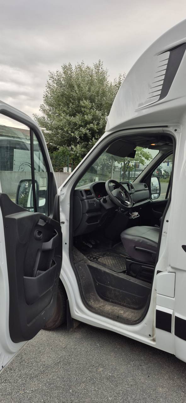 CAMION THEAULT RENAULT OCCASION AVRIL 2022