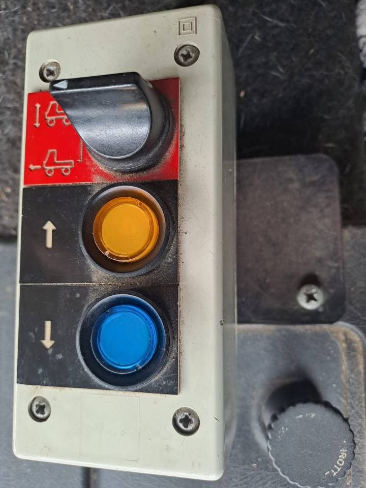 Camion Chevaux Volvo FL6 