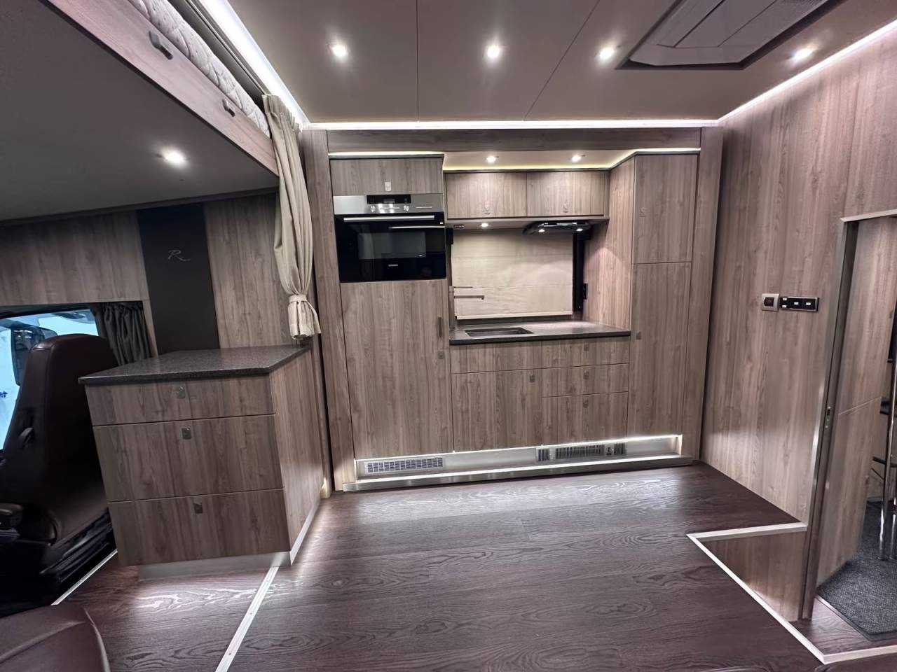 VOLVO FH 500 ROELOFSEN RR7 EXTREMELINE