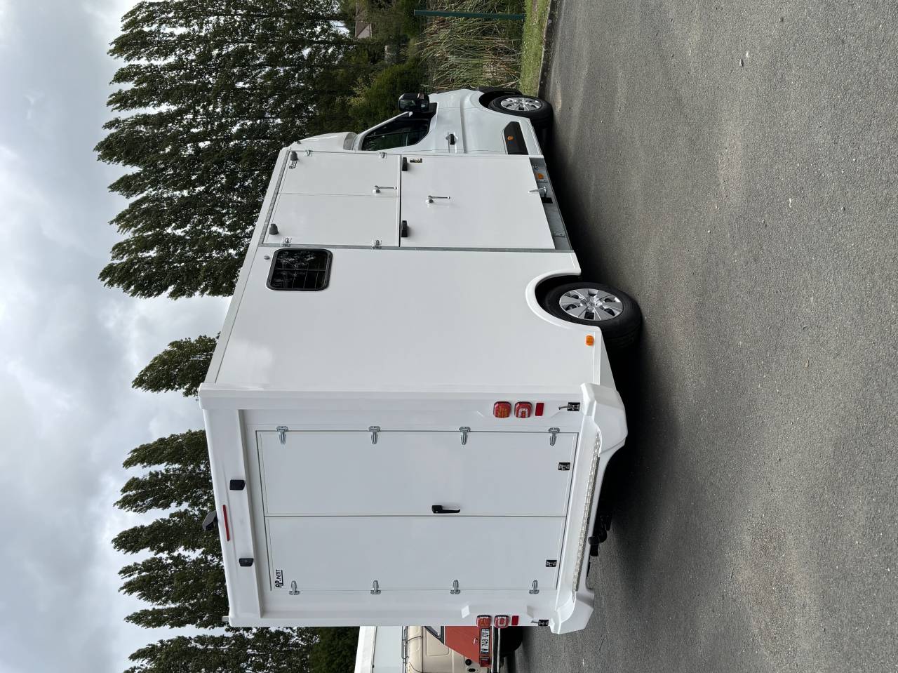 Camion chevaux 2 places garantie 5 ans 