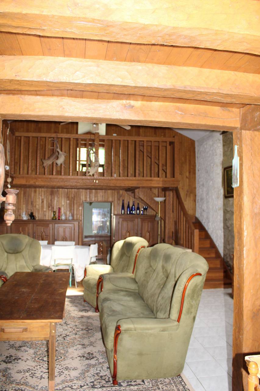 PROPRIETE DE 40 HECTARES DANS LE LOT ET GARONNE