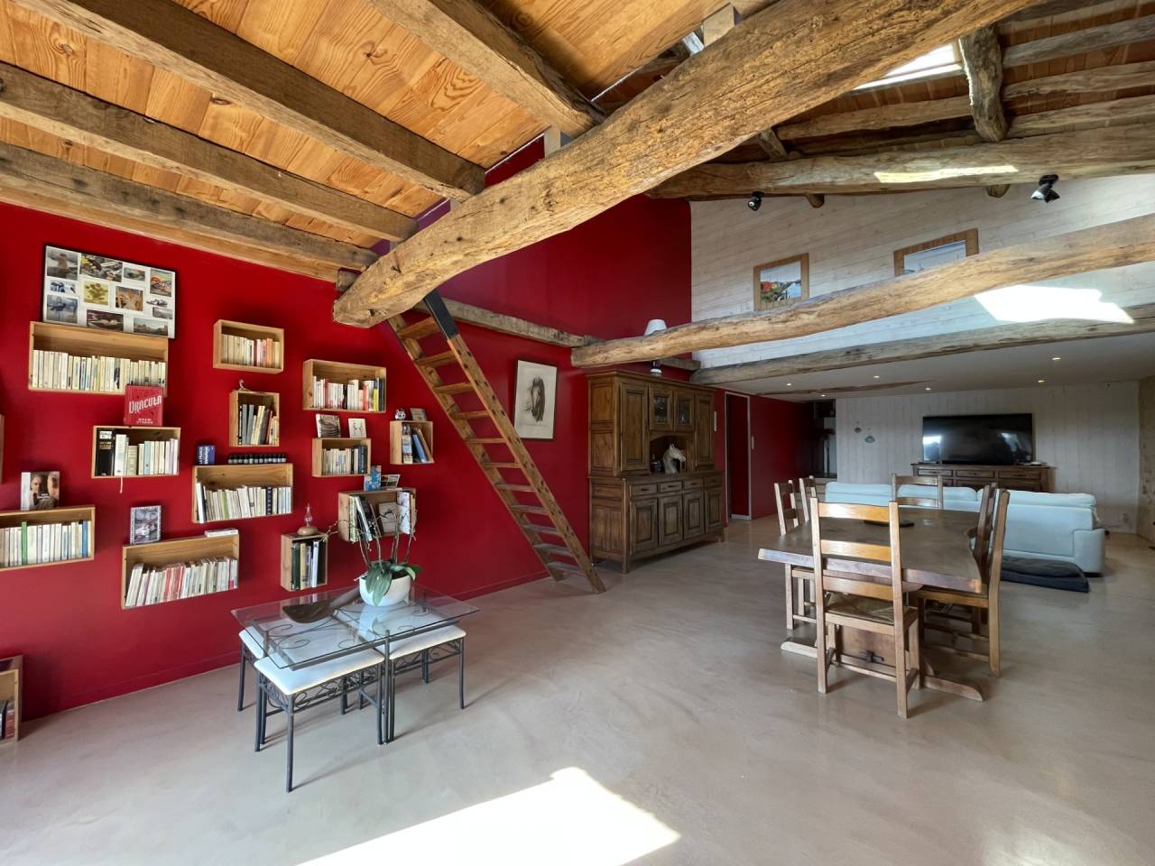 Propriété Equestre sur 10 hectares et maison en pierre