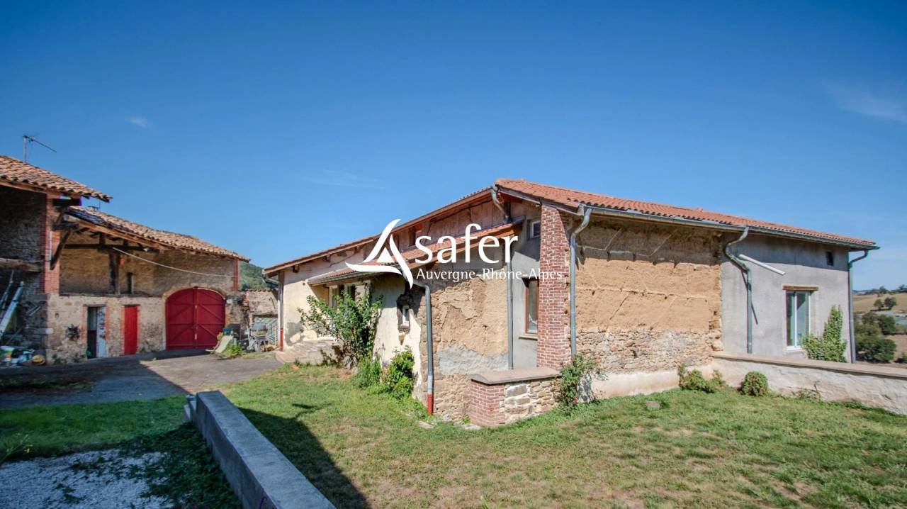 FERME AUTHENTIQUE EN PIERRE - PROXIMITE YZERON