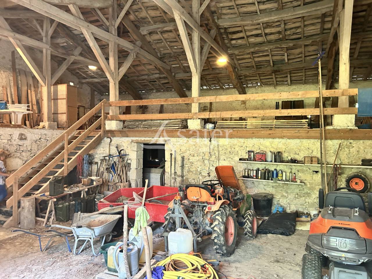 Belle propri&eacute;t&eacute; agricole sur 6ha