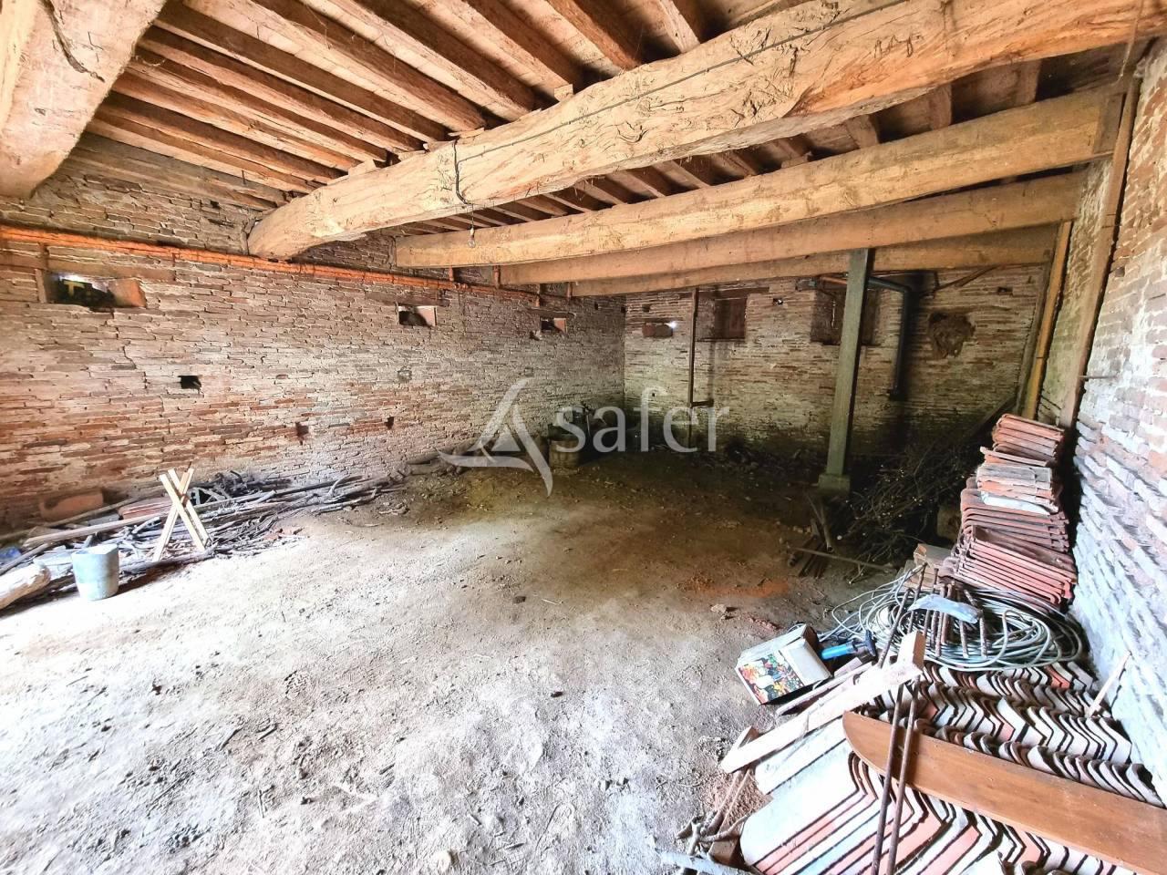 Ancienne maison bourgeoise avec appartement indépendant sur 3.8