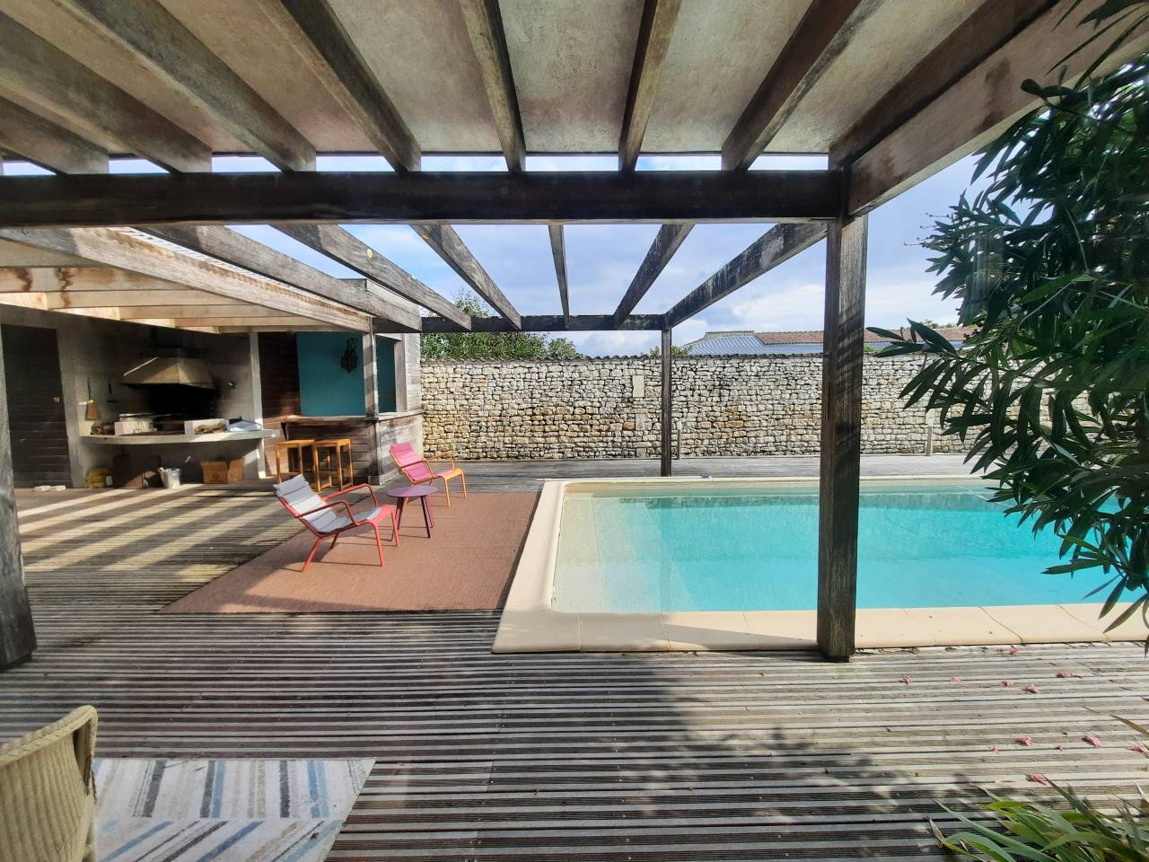 Propriété équestre de charme sur 1,3 ha 20 mn de ROYAN