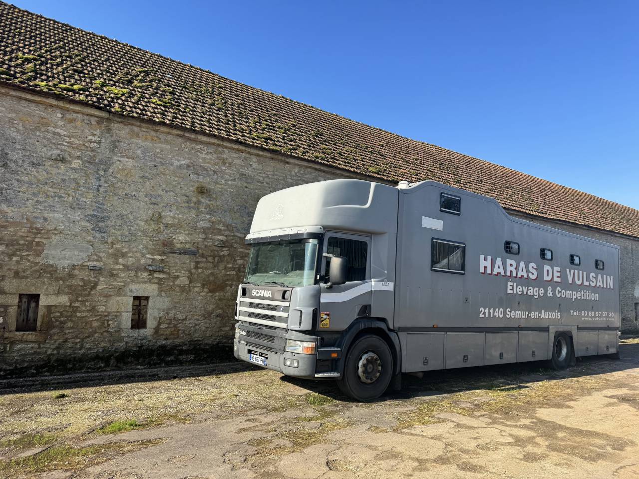 VENTE CAMION CHEVAUX 9 PLACES