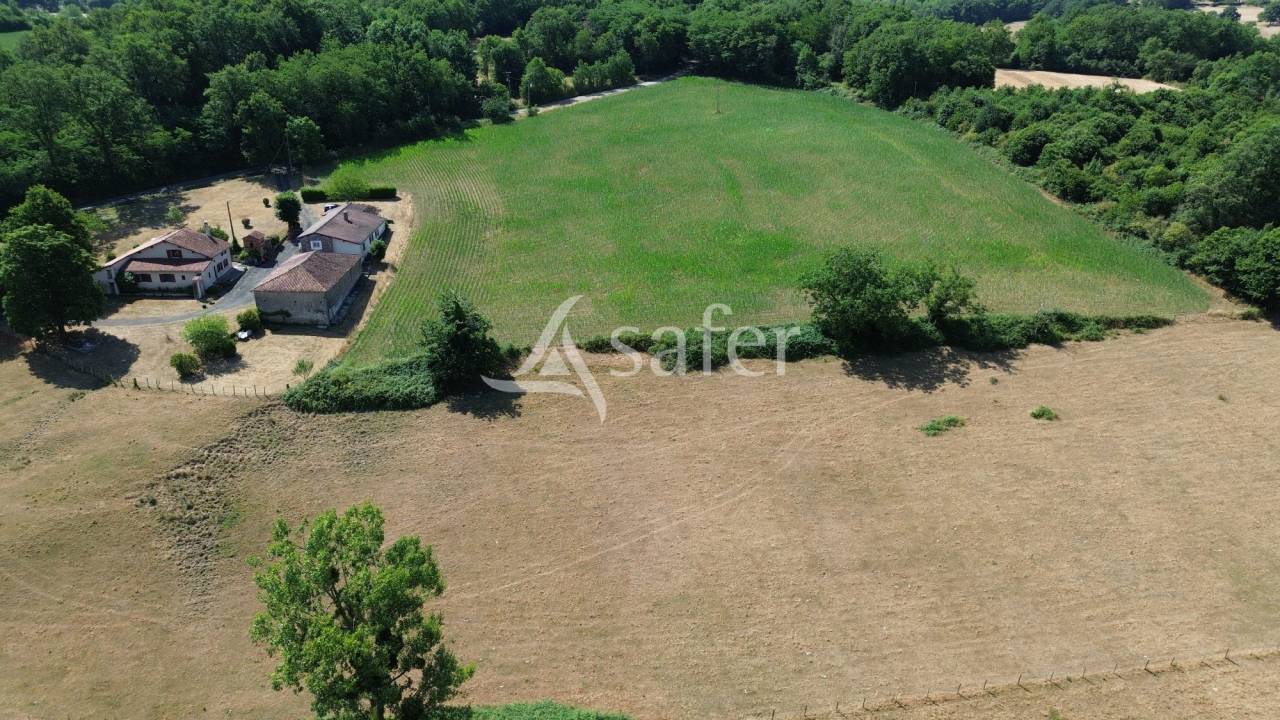 Propriété rurale sur 20 hectares