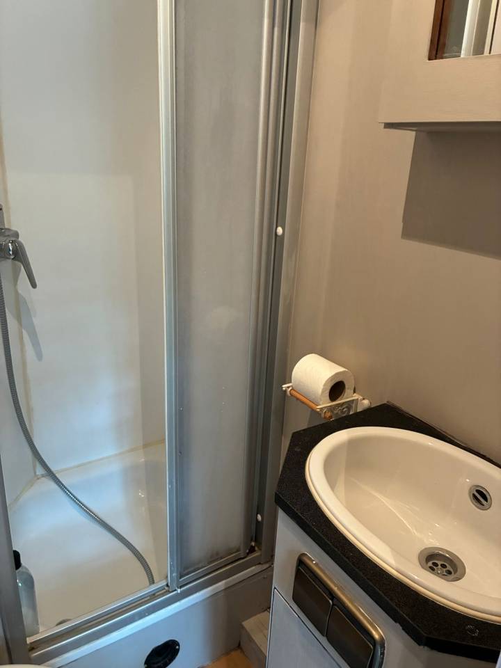 DAF 01/2003 6 chevaux avec appartement 