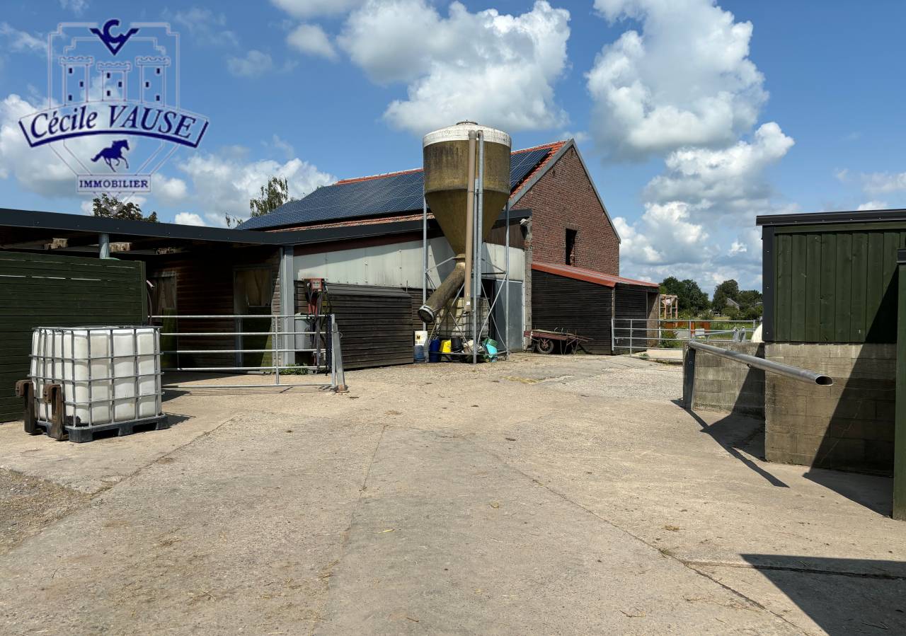 AUBEL - Centre équestre sur 3 hectares - en activité