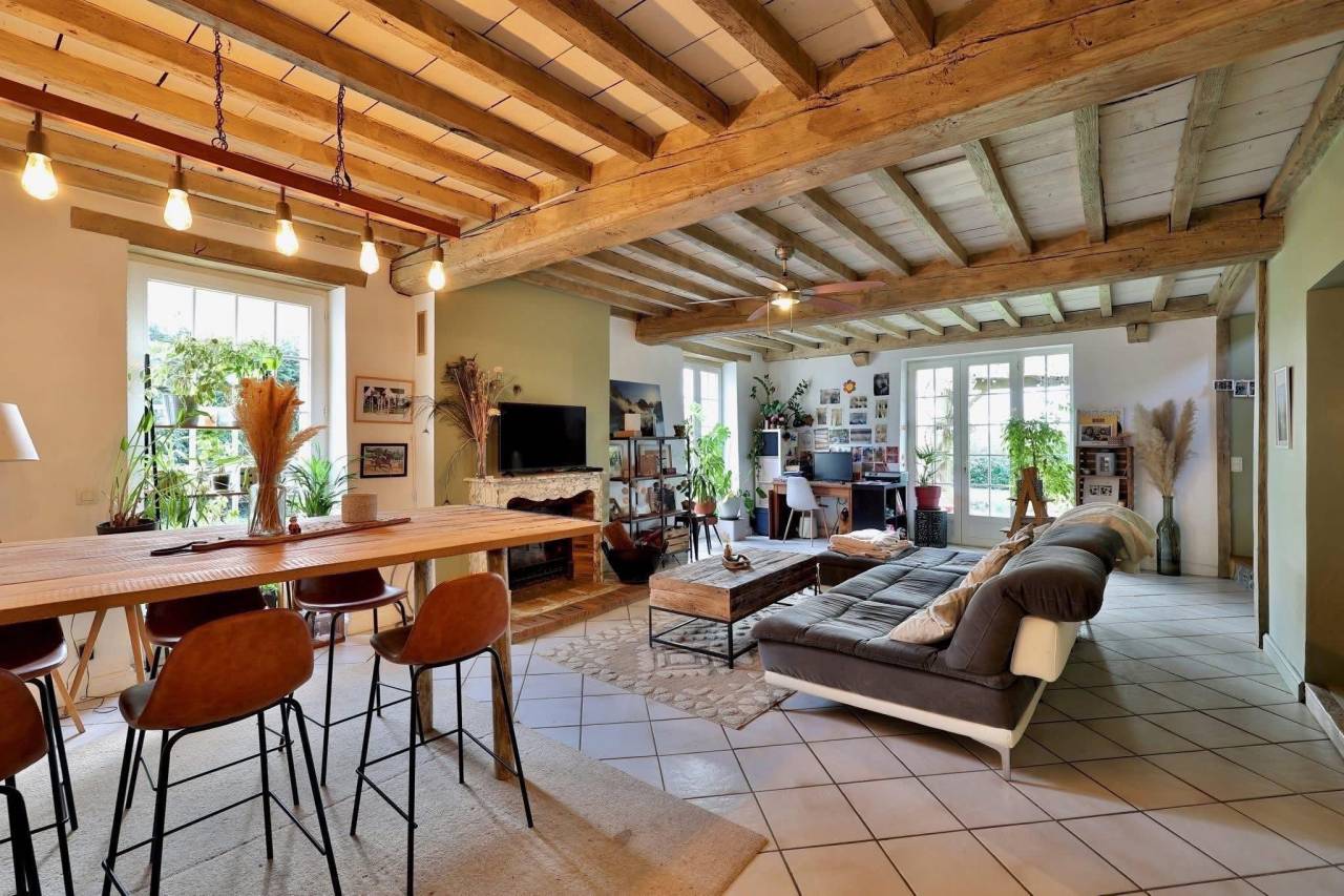 OPPORTUNITÉ Charmante propriété équestre clé en main 01